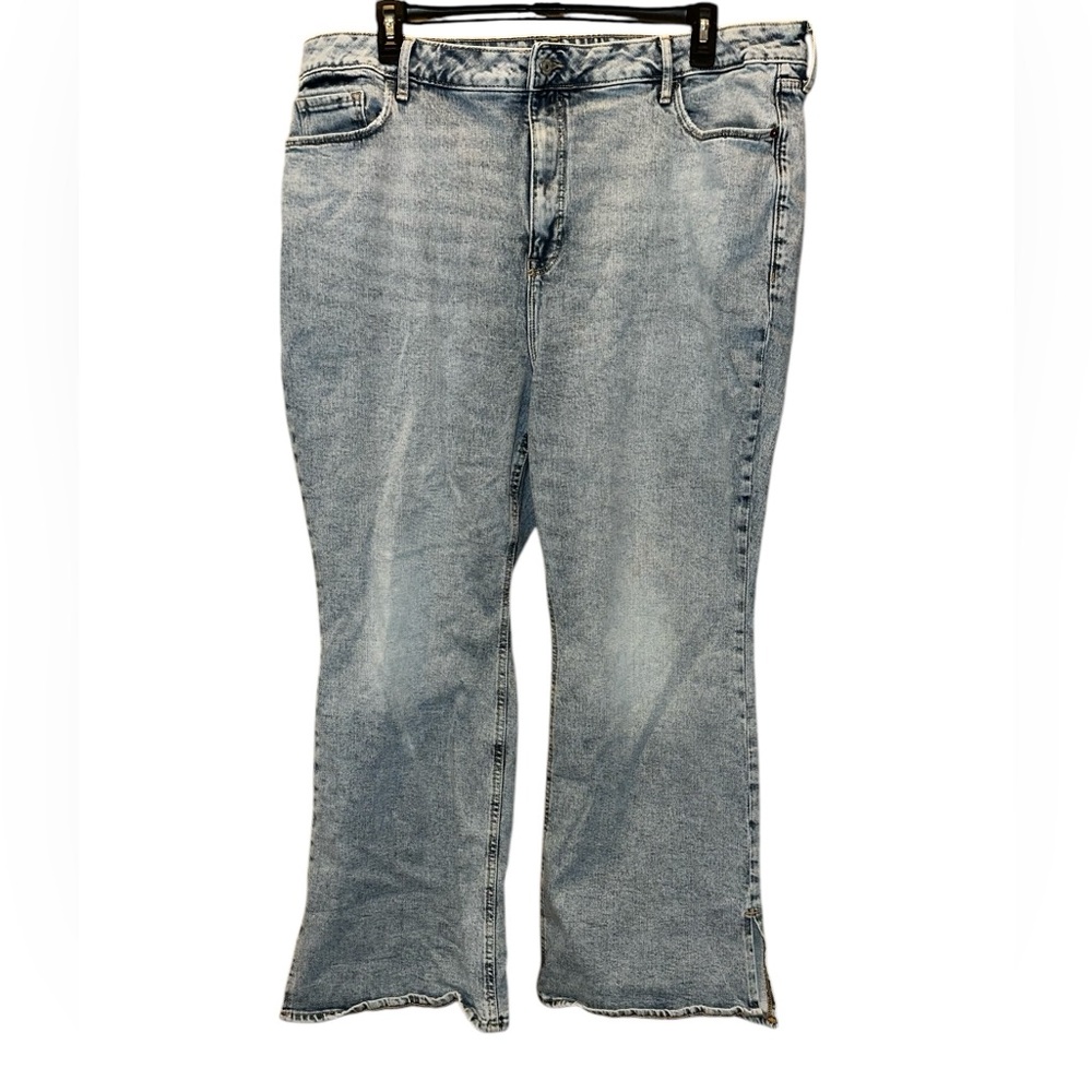 Old Navy Higher High-rise Flare secret, smooth pockets Jeans 24 light denim